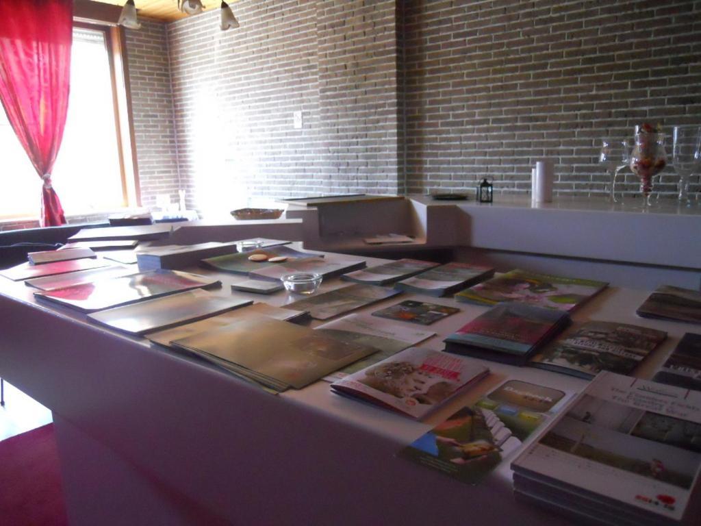 Huis De Wilde Wingerd Hotel Ieper Luaran gambar